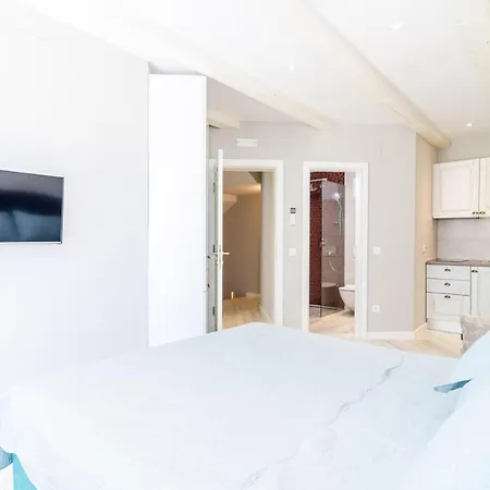 Jeannette - Premium Studio With Terrace * Cavtat