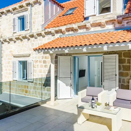 Daire Jeannette - Premium Studio With Terrace
