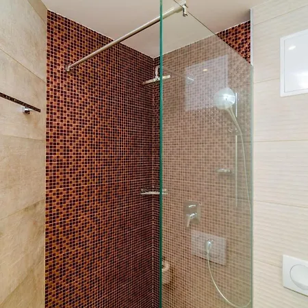 Jeannette - Premium Studio With Terrace Daire Cavtat